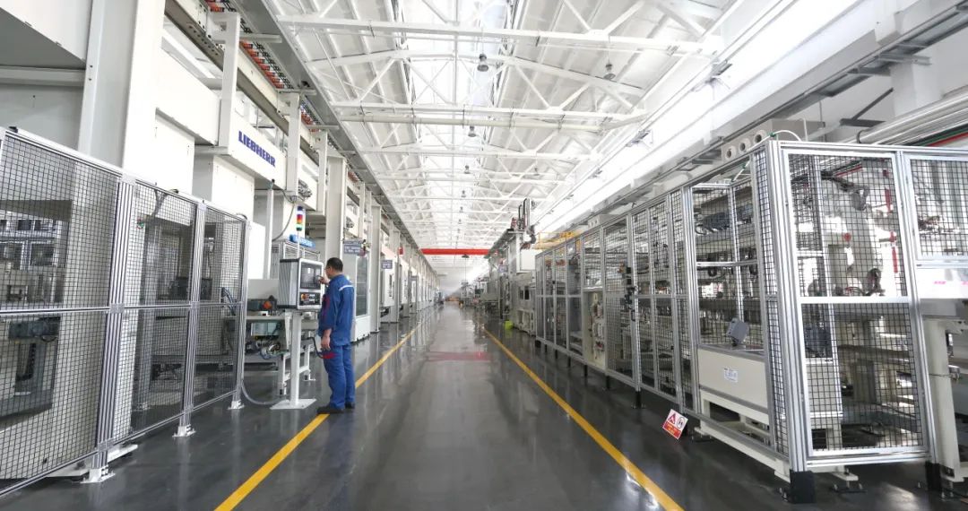 廣西玉柴柴油機(jī)智能制造示范工廠 數(shù)字化研發(fā)與互聯(lián)網(wǎng)銷售雙輪驅(qū)動(dòng)